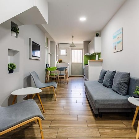 Citysea Fusion, Elegant Gem Minutes From The Beach Каламата Екстериор снимка