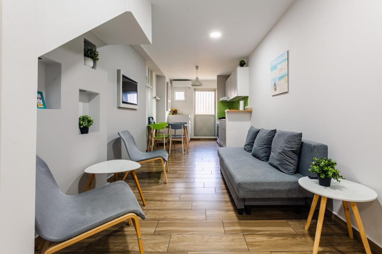 Citysea Fusion, Elegant Gem Minutes From The Beach Каламата Екстериор снимка
